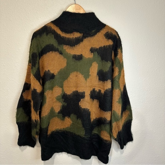 **NWT** Net.153 Camouflage Zip-Up Sweater - Picture 8 of 11